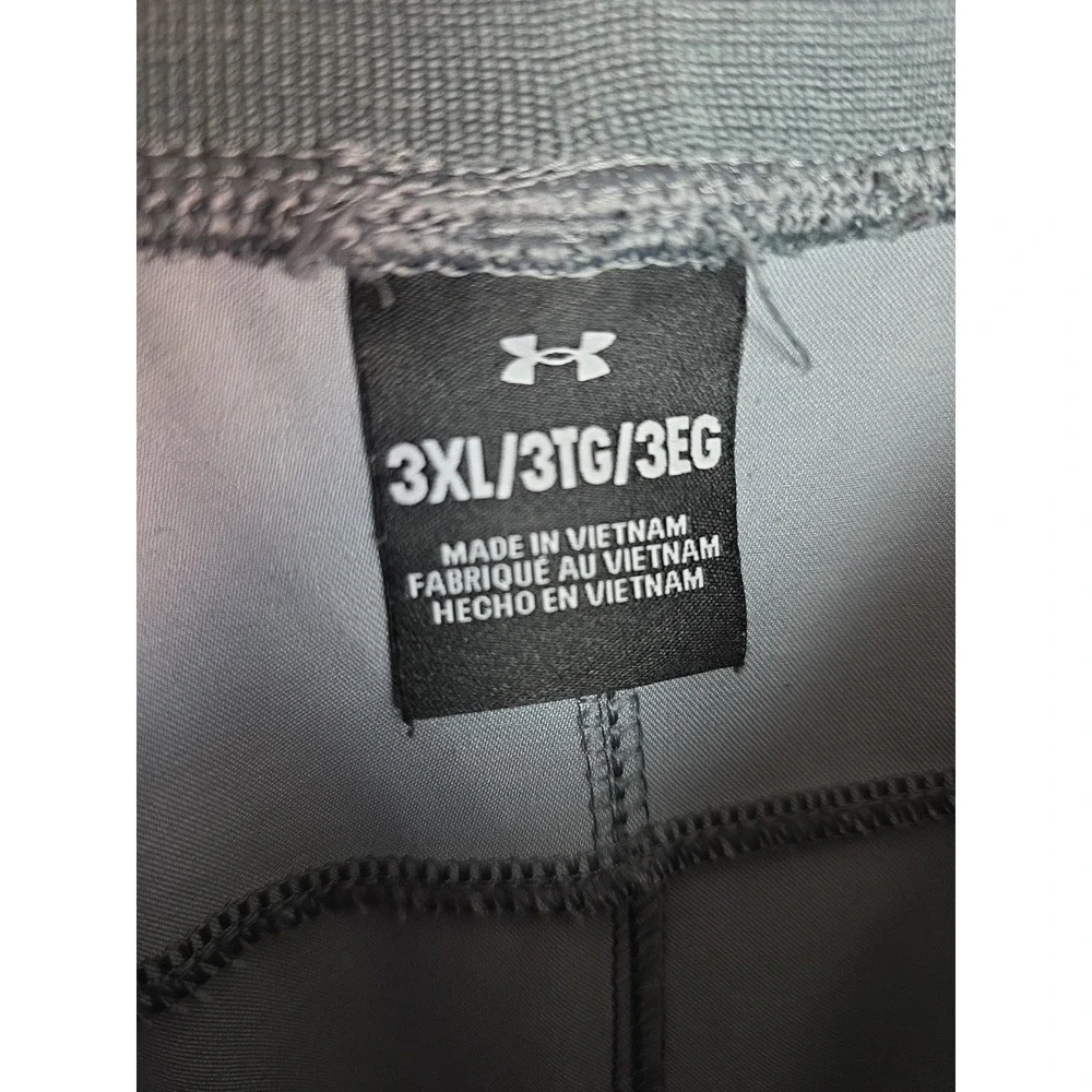 Under Armour Mens 3XL UA Elite Cargo Camo Printed Pants Gray/Black Athletic XXXL